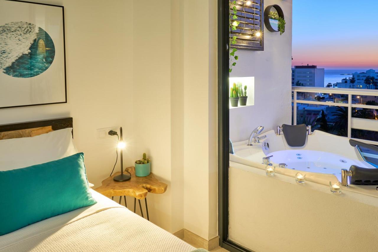 Suite Del Mar Luxury Apartment With Jacuzzi Torremolinos Esterno foto